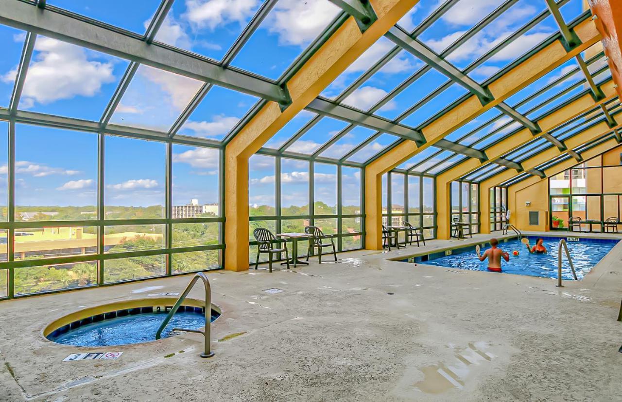 Oceanfront 1 Bedroom Suite With Beautiful Decor And Accents Caravelle Resort 1039 Sleeps 6 Guests Myrtle Beach Kültér fotó