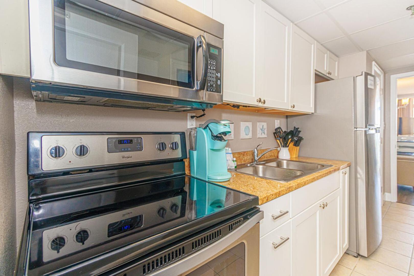 Oceanfront 1 Bedroom Suite With Beautiful Decor And Accents Caravelle Resort 1039 Sleeps 6 Guests Myrtle Beach Kültér fotó